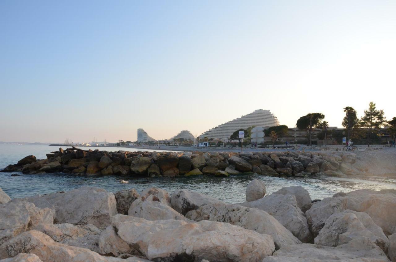 Fame - Marina Baie Des Anges Apartment Villeneuve-Loubet Bagian luar foto