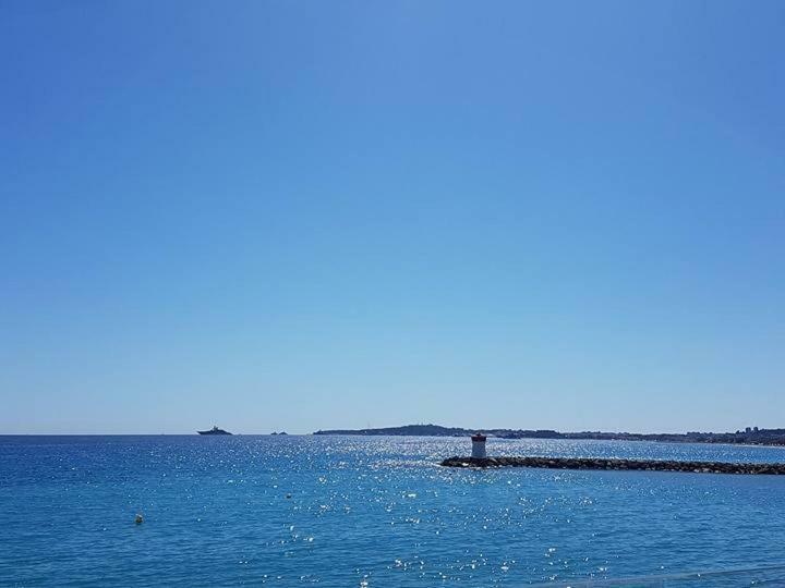 Fame - Marina Baie Des Anges Apartment Villeneuve-Loubet Bagian luar foto